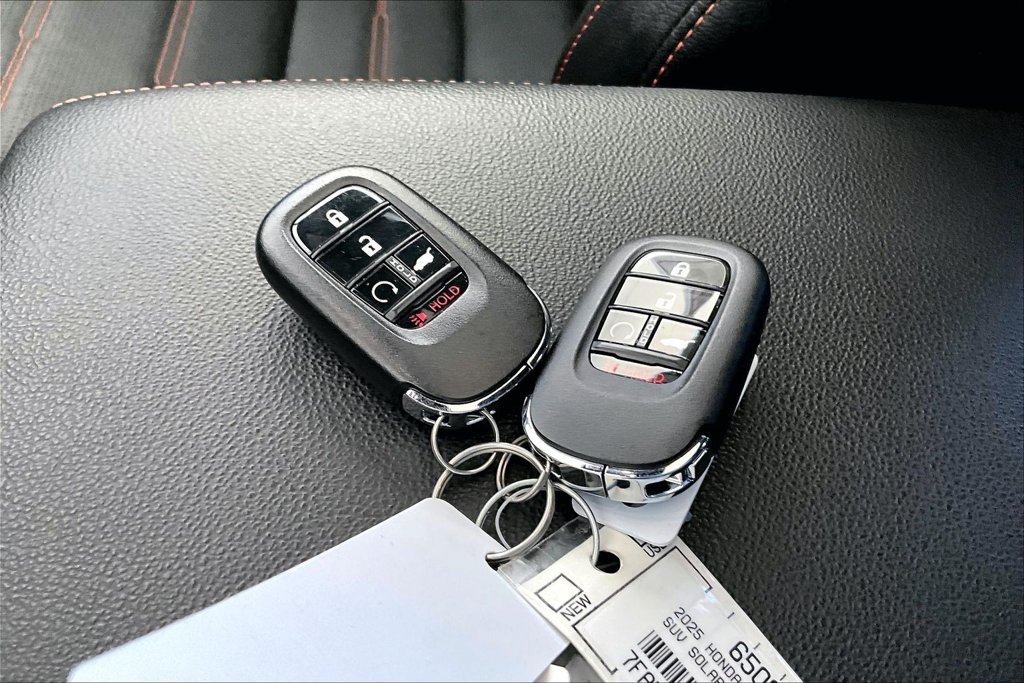 Used 2025 Honda CR-V Sport Touring image 35
