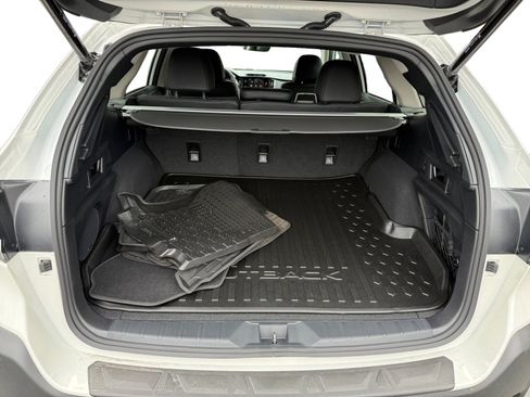 New 2025 Subaru Outback Limited image 17