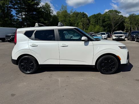 Used 2021 Kia Soul LX FWD image 6