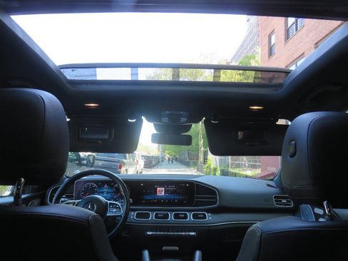 Used 2020 Mercedes-Benz GLS 450 4MATIC image 13
