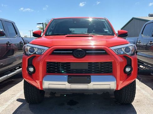 Certified 2024 Toyota 4Runner TRD Off-Road Premium AWD/4WD image 2