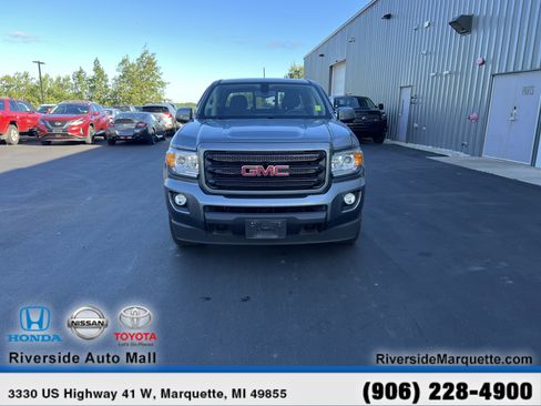 Used 2019 GMC Canyon SLE image 2