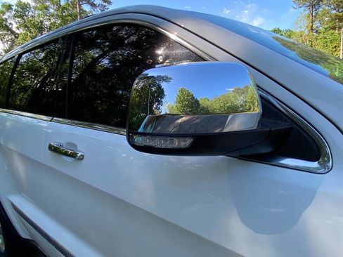 Used 2013 Jeep Grand Cherokee Overland image 59