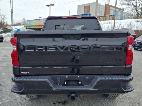 Used 2026 Chevrolet Silverado 1500 Custom Trail Boss w/ LPO, Dark Essentials Package image 5