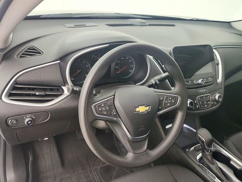 Used 2023 Chevrolet Malibu LT FWD image 14