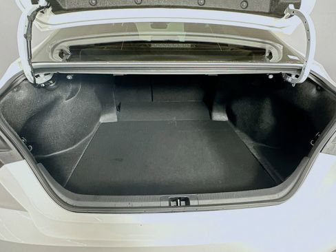 Used 2025 Toyota Camry SE w/ Multimedia Upgrade Package image 26