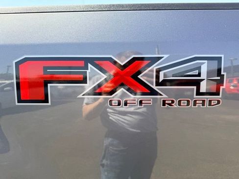 Used 2021 Ford F250 Lariat w/ Lariat Value Package AWD/4WD image 31