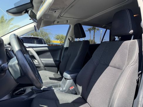 Used 2018 Toyota RAV4 XLE w/ Plus Extra Value Package FWD image 11