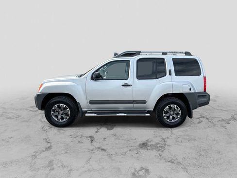 Used 2015 Nissan Xterra PRO-4X w/ Pro-4x Leather Package AWD/4WD image 5