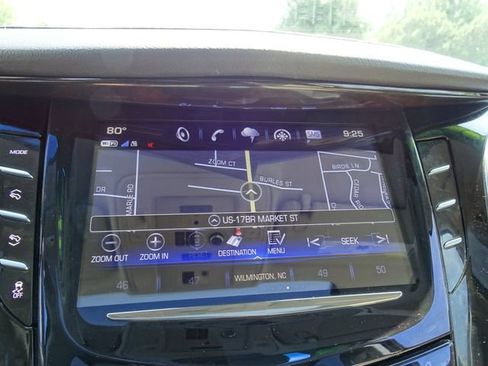 Used 2017 Cadillac Escalade Luxury AWD/4WD image 26