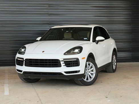 Certified 2020 Porsche Cayenne AWD/4WD image 1