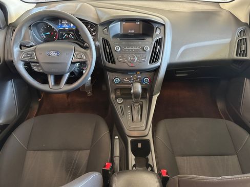 Used 2017 Ford Focus SE FWD image 15