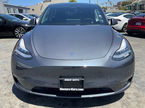 Used 2020 Tesla Model Y Long Range AWD/4WD image 2