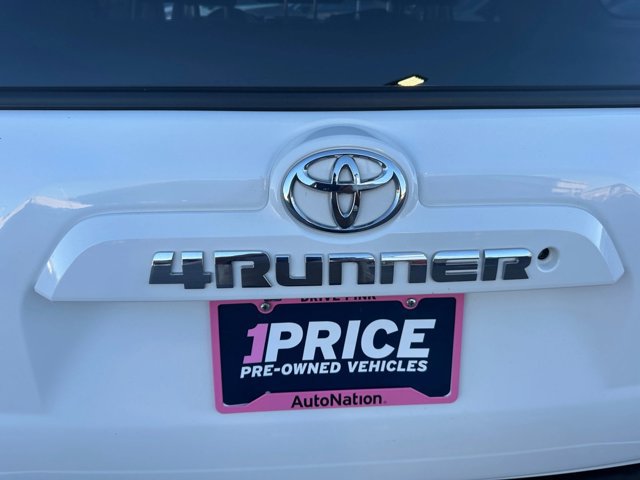 Used 2021 Toyota 4Runner SR5 AWD/4WD image 22