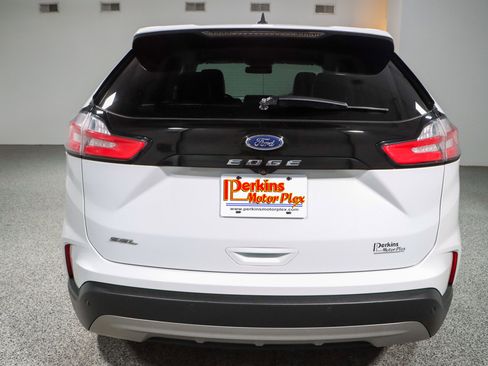 Used 2021 Ford Edge SEL w/ Convenience Package FWD image 8