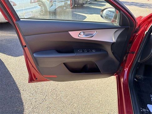 Certified 2023 Kia Forte LXS image 10
