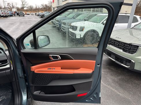 New 2026 Kia Carnival SX image 37