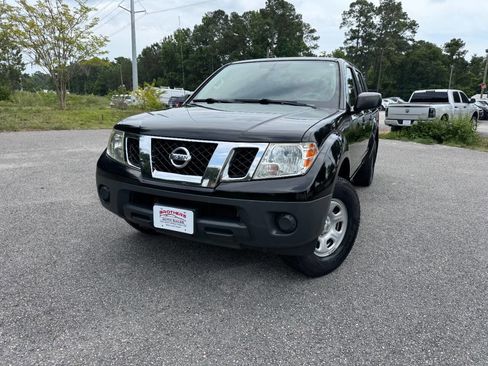 Used 2015 Nissan Frontier S AWD/4WD image 29