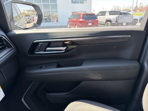New 2026 Chevrolet Tahoe LS w/ LS Custom Edition AWD/4WD image 25