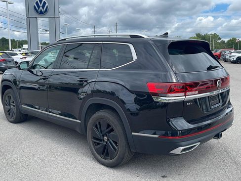 Used 2024 Volkswagen Atlas SEL AWD/4WD image 6