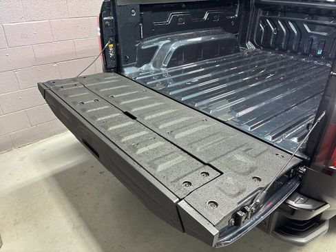 New 2026 GMC Sierra EV Elevation image 18