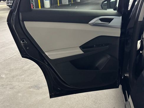 New 2025 Volkswagen Taos SE image 22