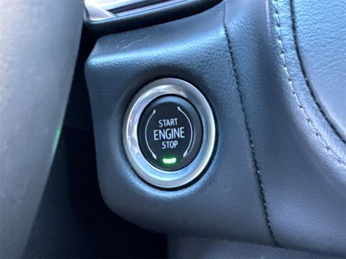 Used 2023 Chevrolet Suburban LT image 31