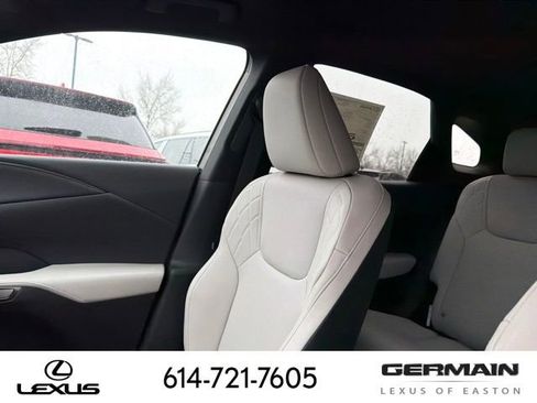 New 2026 Lexus RX 350h image 22
