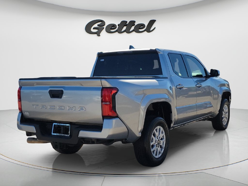 Used 2024 Toyota Tacoma SR5 RWD image 5