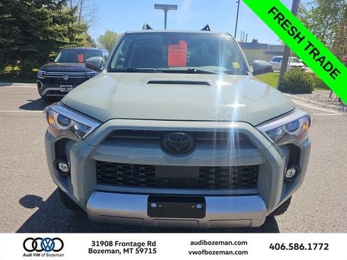 Used 2022 Toyota 4Runner TRD Off-Road AWD/4WD image 2