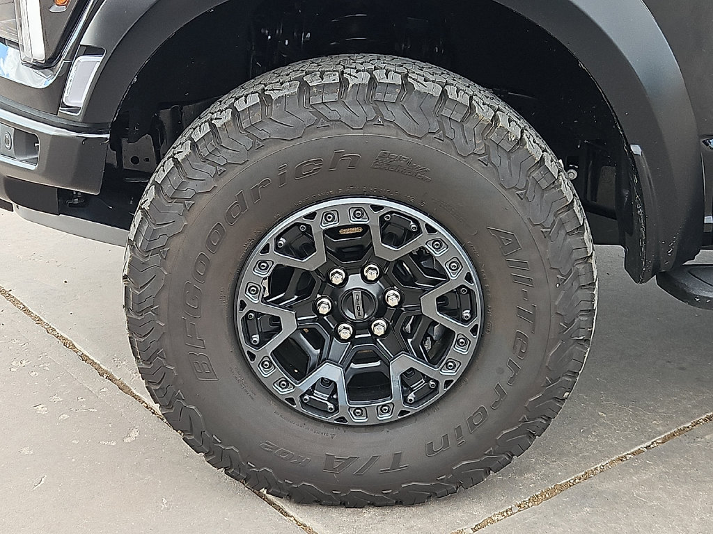 Used 2025 Ford F150 Raptor w/ Equipment Group 803A Raptor R AWD/4WD image 9