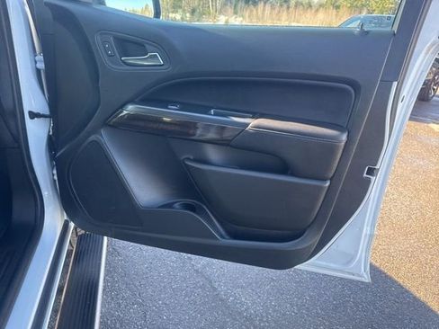Used 2022 GMC Canyon Elevation w/ Elevation Premium Package AWD/4WD image 31