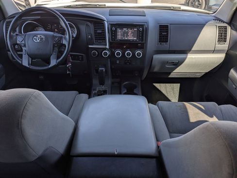 Used 2018 Toyota Sequoia SR5 w/ Carpet Cargo Mat Package AWD/4WD image 25