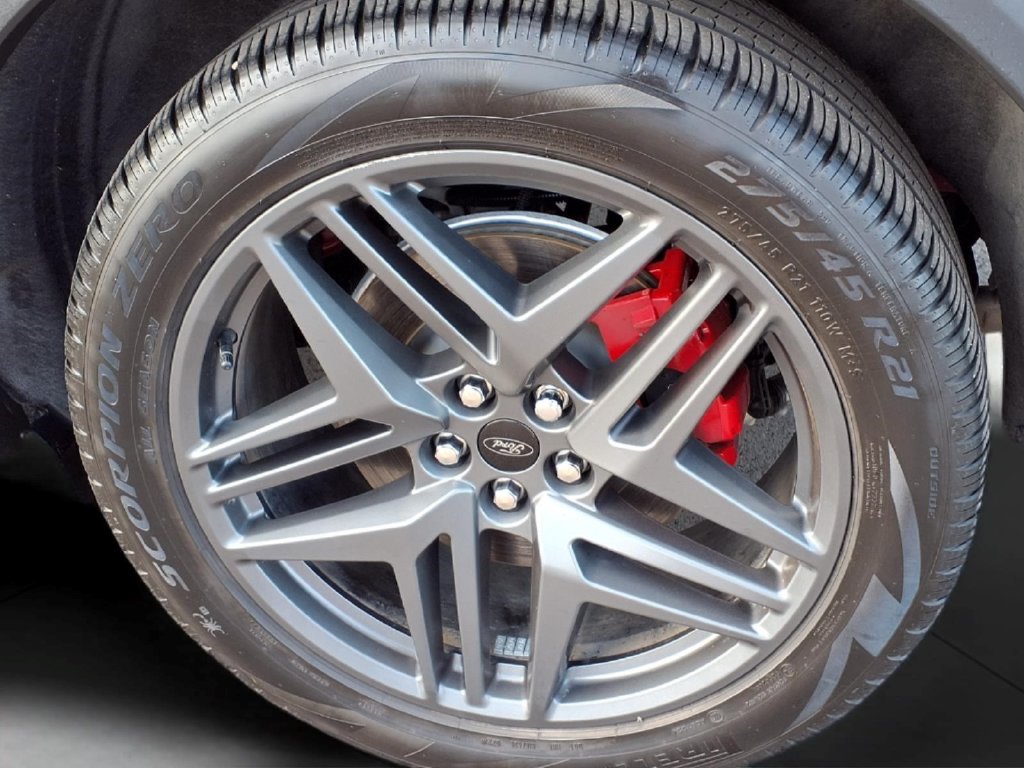 Used 2025 Ford Explorer ST AWD/4WD image 8