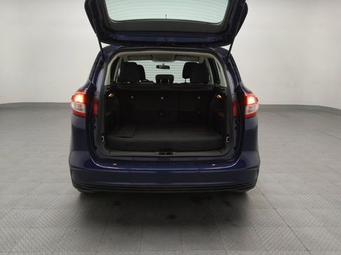 Used 2017 Ford C-MAX SE image 29