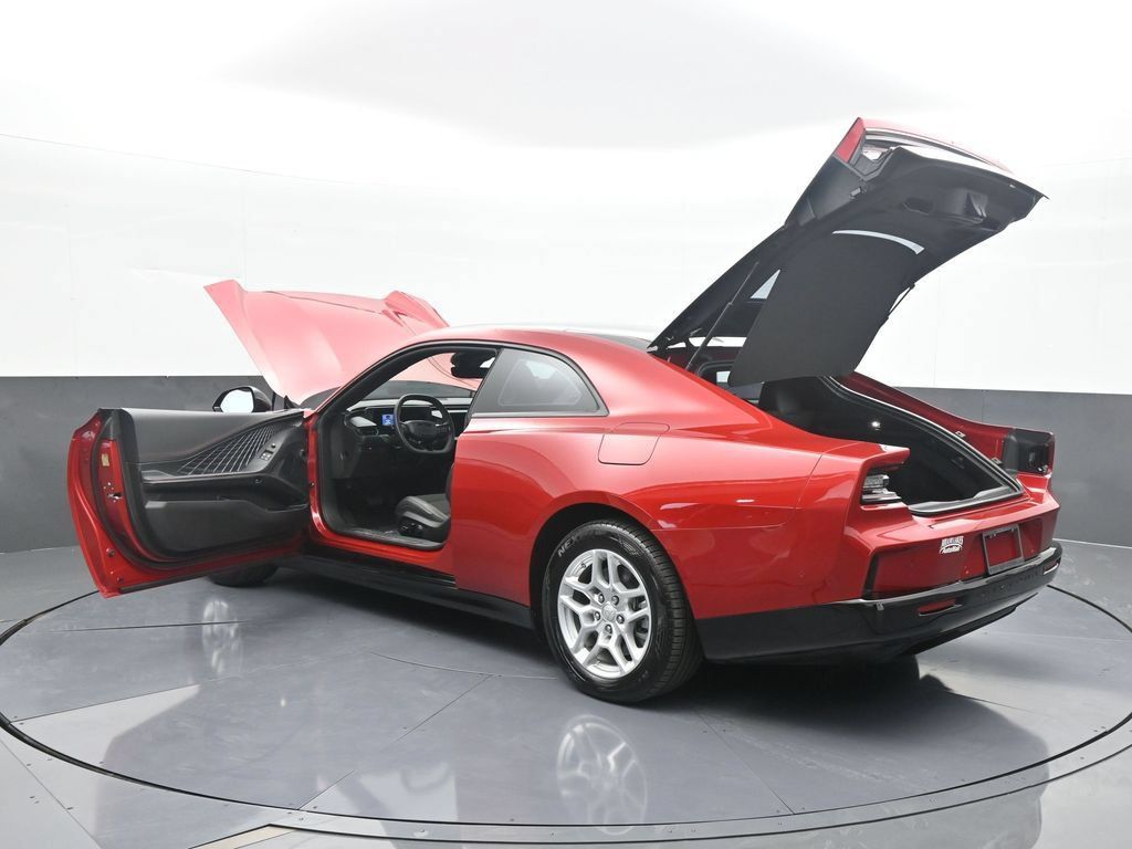 Used 2025 Dodge Charger Daytona R/T w/ Sun & Sound Package AWD/4WD image 76