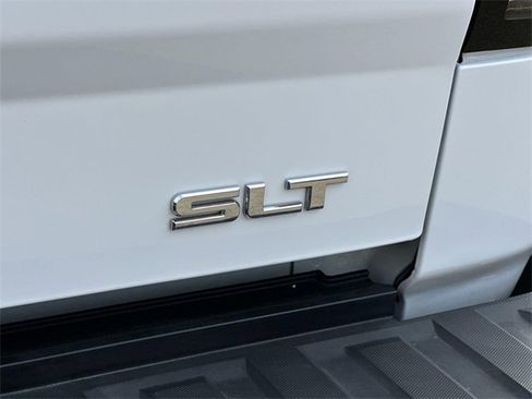 Used 2018 GMC Sierra 1500 SLT image 29
