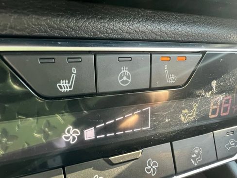 Used 2024 Nissan Sentra SR w/ SR Premium Package FWD image 43