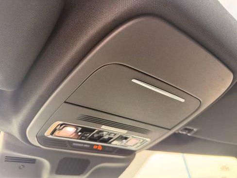 New 2025 Lincoln Navigator Reserve w/ Jet Appearance Package image 36