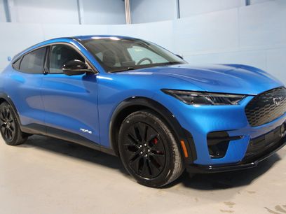 New 2025 Ford Mustang Mach-E Premium w/ Sport Appearance Package