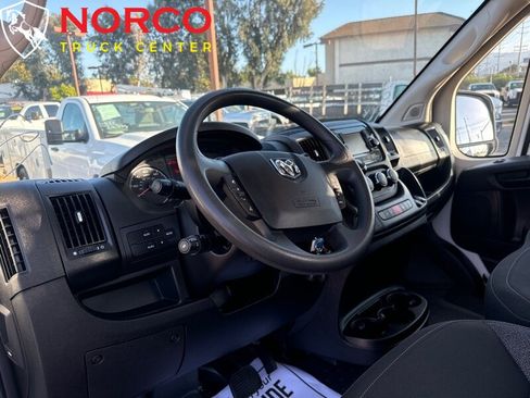 Used 2018 RAM ProMaster 3500 w/ Premium Appearance Group image 18