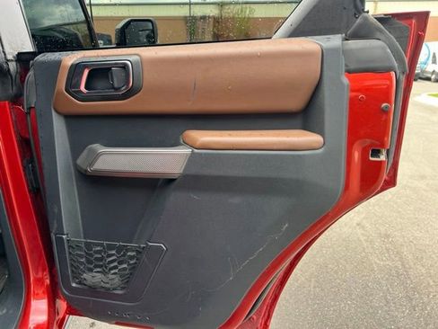 Used 2022 Ford Bronco Outer Banks AWD/4WD image 13