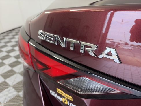 Certified 2023 Nissan Sentra SV FWD image 16