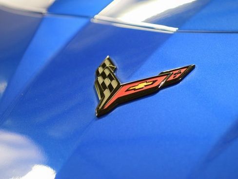 Used 2020 Chevrolet Corvette Stingray Preferred Cpe w/ 2LT Preferred Equipment Group image 14