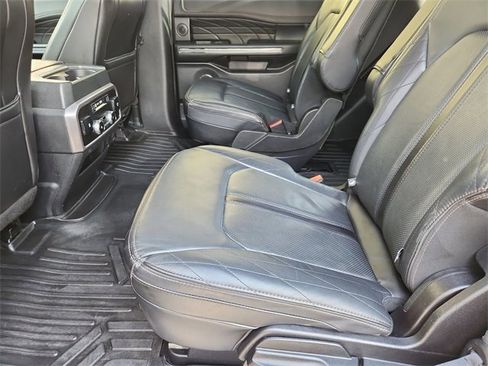 Used 2019 Ford Expedition Platinum image 26