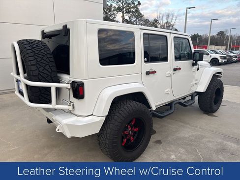 Used 2013 Jeep Wrangler Unlimited Sahara w/ Connectivity Group image 7