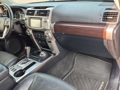 Used 2014 Toyota 4Runner Limited AWD/4WD image 21
