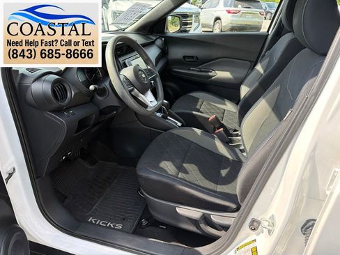 Used 2018 Nissan Kicks S w/ Exterior Package FWD image 6