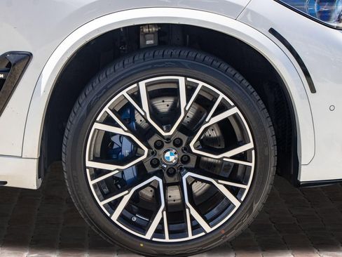 Used 2021 BMW X5 M Base w/ Executive Package image 45