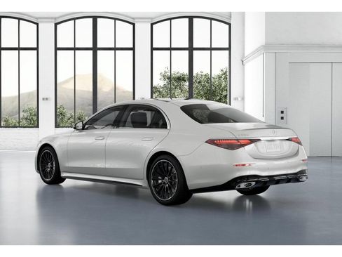 Certified 2022 Mercedes-Benz S 580 4MATIC Sedan image 29
